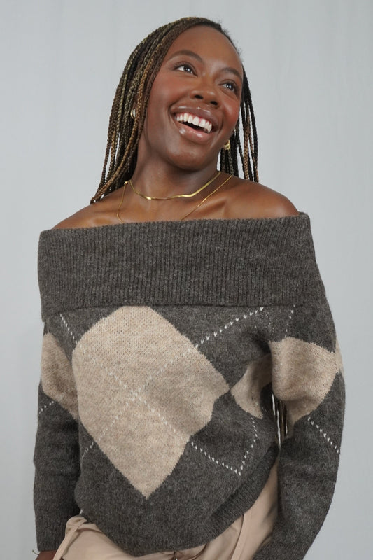 Sultry Argyle Sweater - Tan