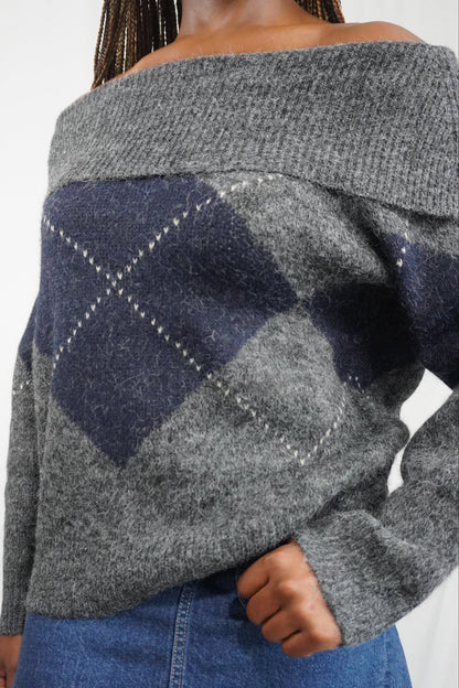 Sultry Argyle Sweater - Gray/Navy